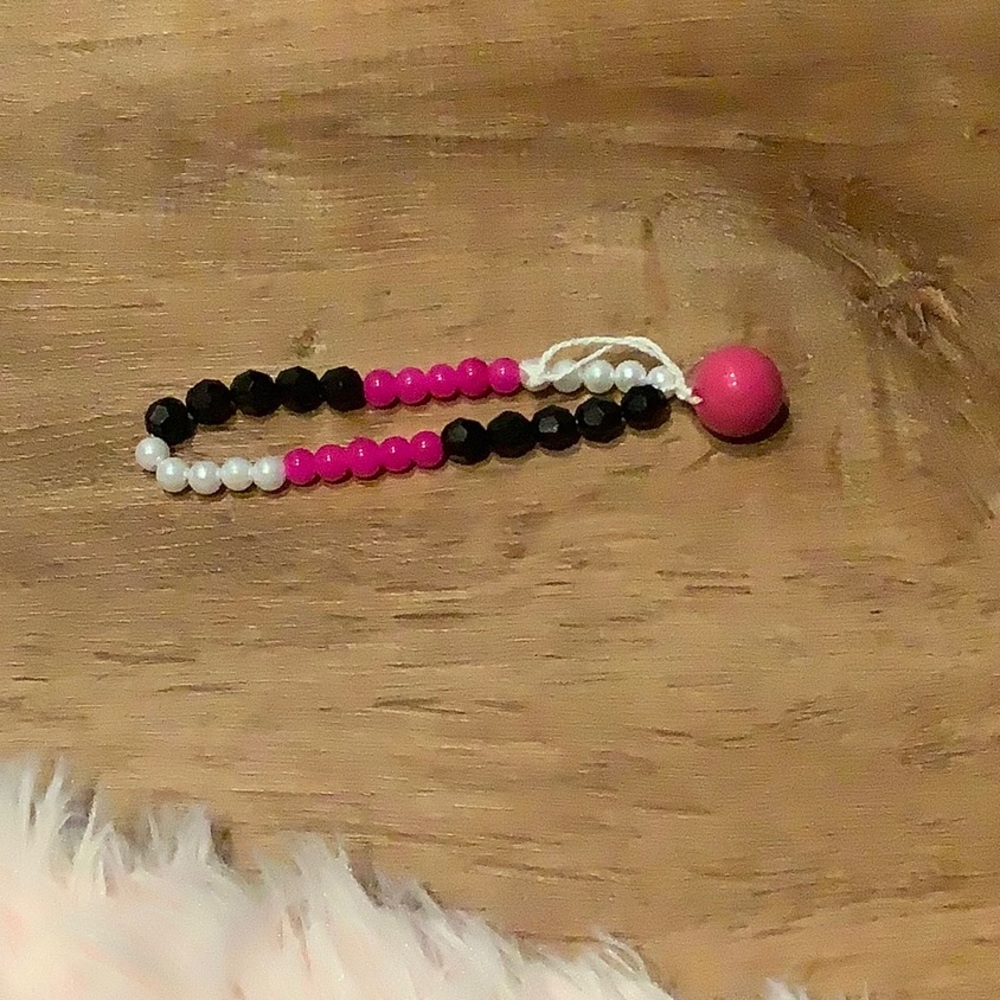 Phone case bracelet